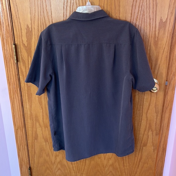 The North Face men’s shirt - Picture 3 of 5